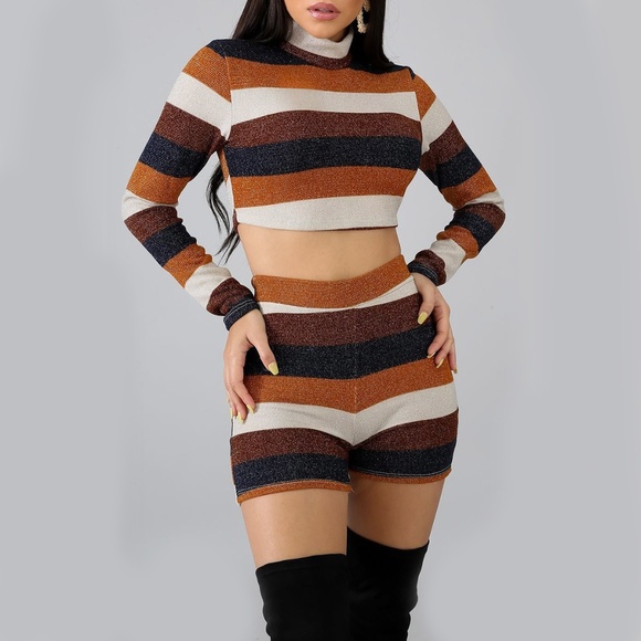 Two Piece Short Set - Picture 4 of 7